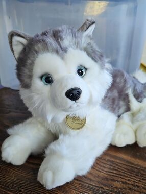Plush Husky Dog Toy